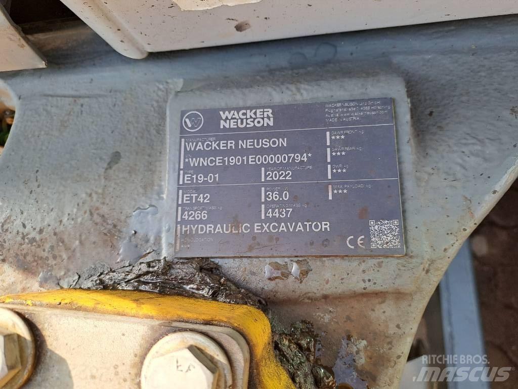 Wacker Neuson ET42 Lánctalpas kotrók