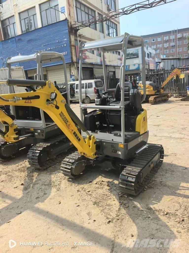 Wacker Neuson EZ 20 Lánctalpas kotrók