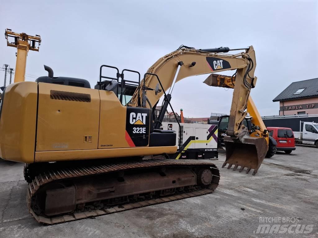 CAT 323 EL Lánctalpas kotrók