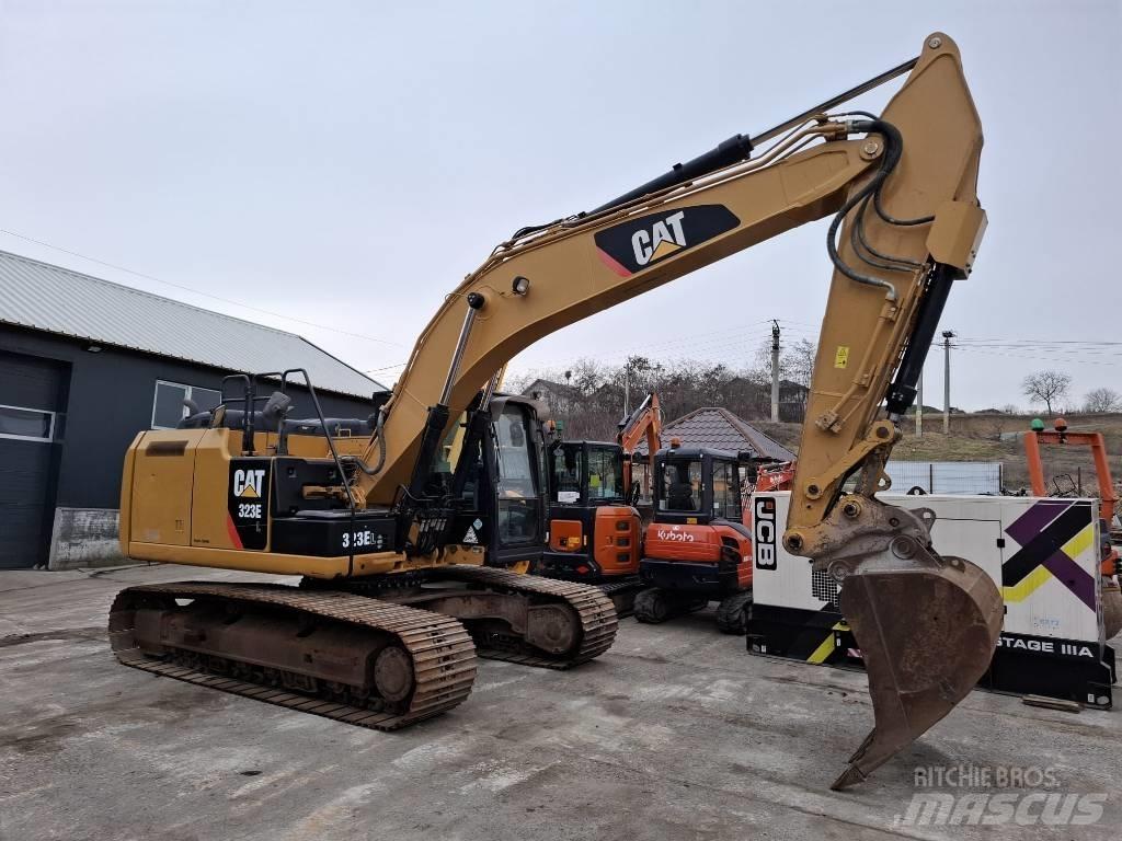 CAT 323 EL Lánctalpas kotrók