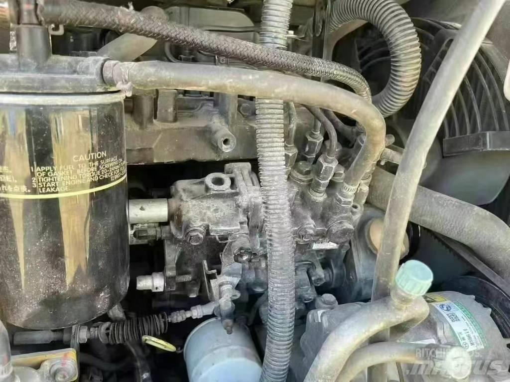 Sany SY 35 U Mini kotrók < 7t