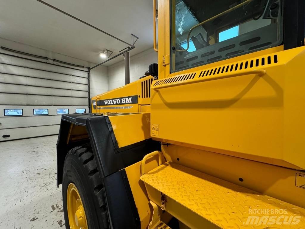 Volvo L 90C Gumikerekes homlokrakodók