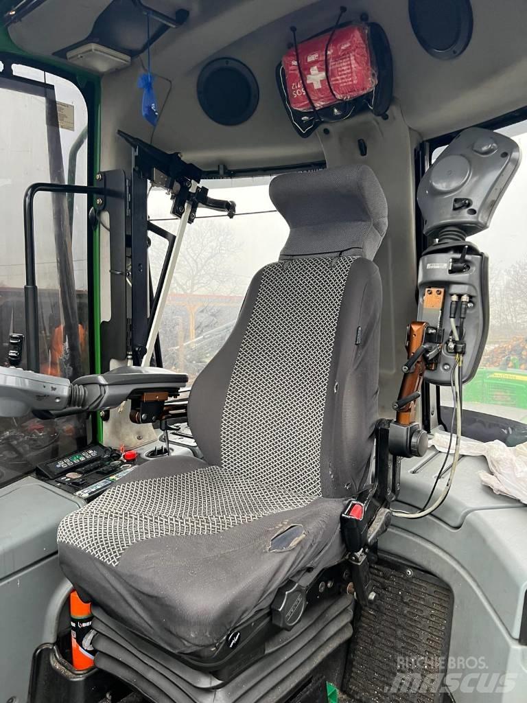 John Deere 1170 E Betakarítók