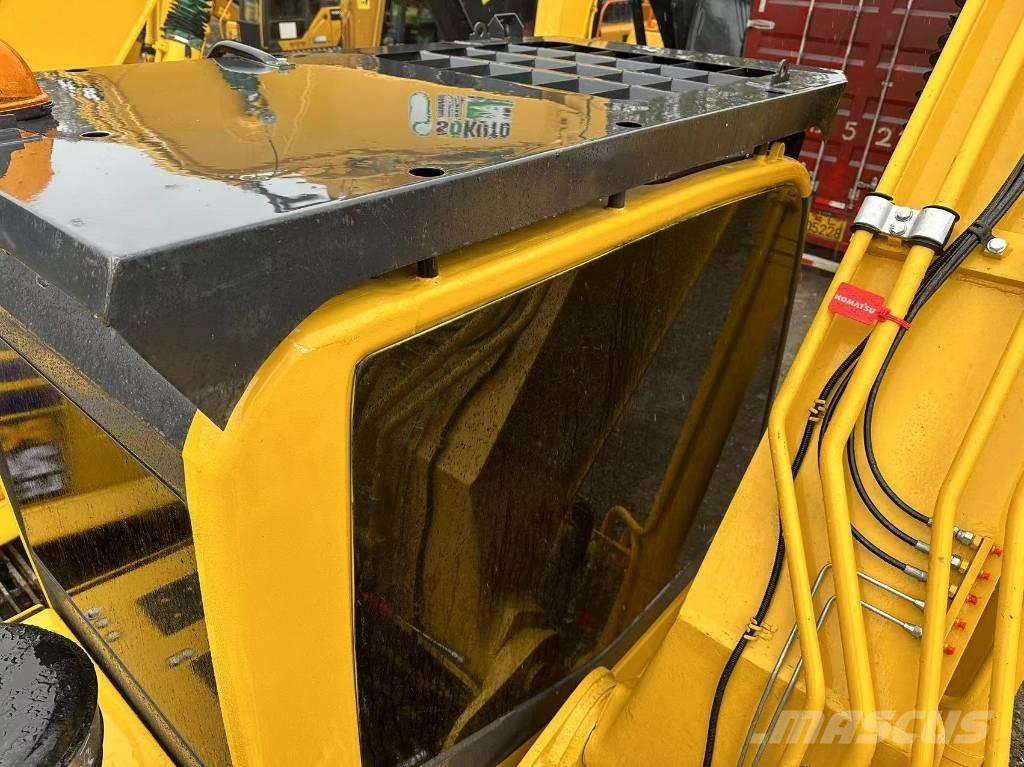 Komatsu PC 200 Lánctalpas kotrók