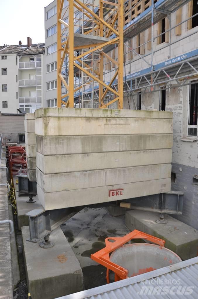 Liebherr 110 EC-B 6 Torony daruk