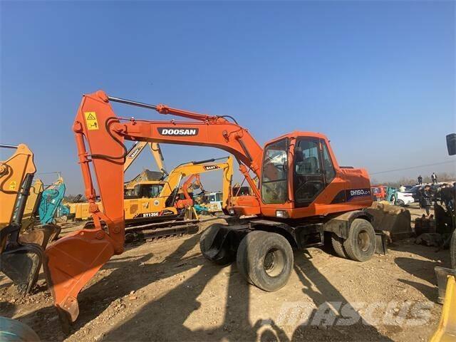 Doosan DH150 Lánctalpas kotrók