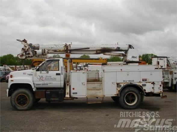 Altec D845B Teherautóra szerelt emelők és állványok
