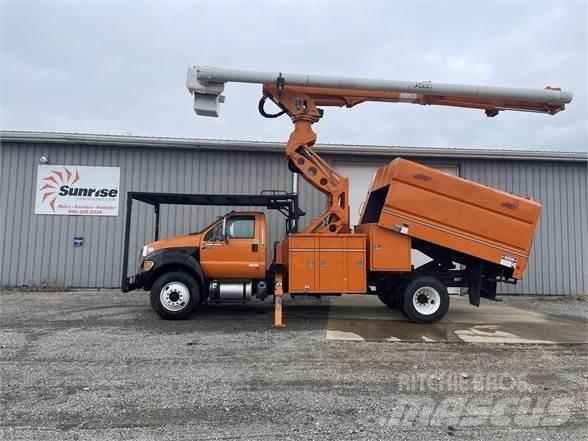 Altec LRV60-70 Teherautóra szerelt emelők és állványok
