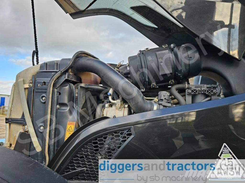Valtra T 154 Traktorok