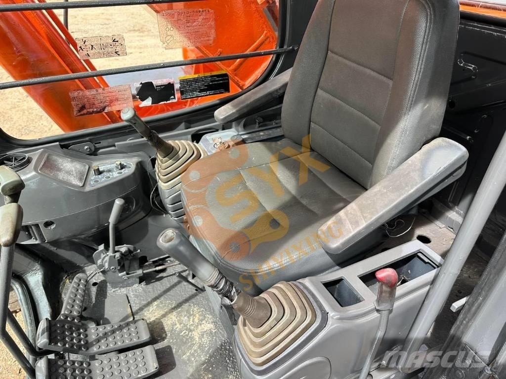 Hitachi EX 200 Lánctalpas kotrók