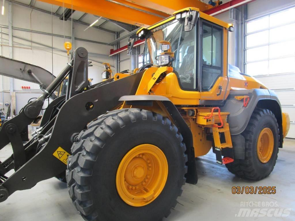 Volvo L 110 H2 Gumikerekes homlokrakodók