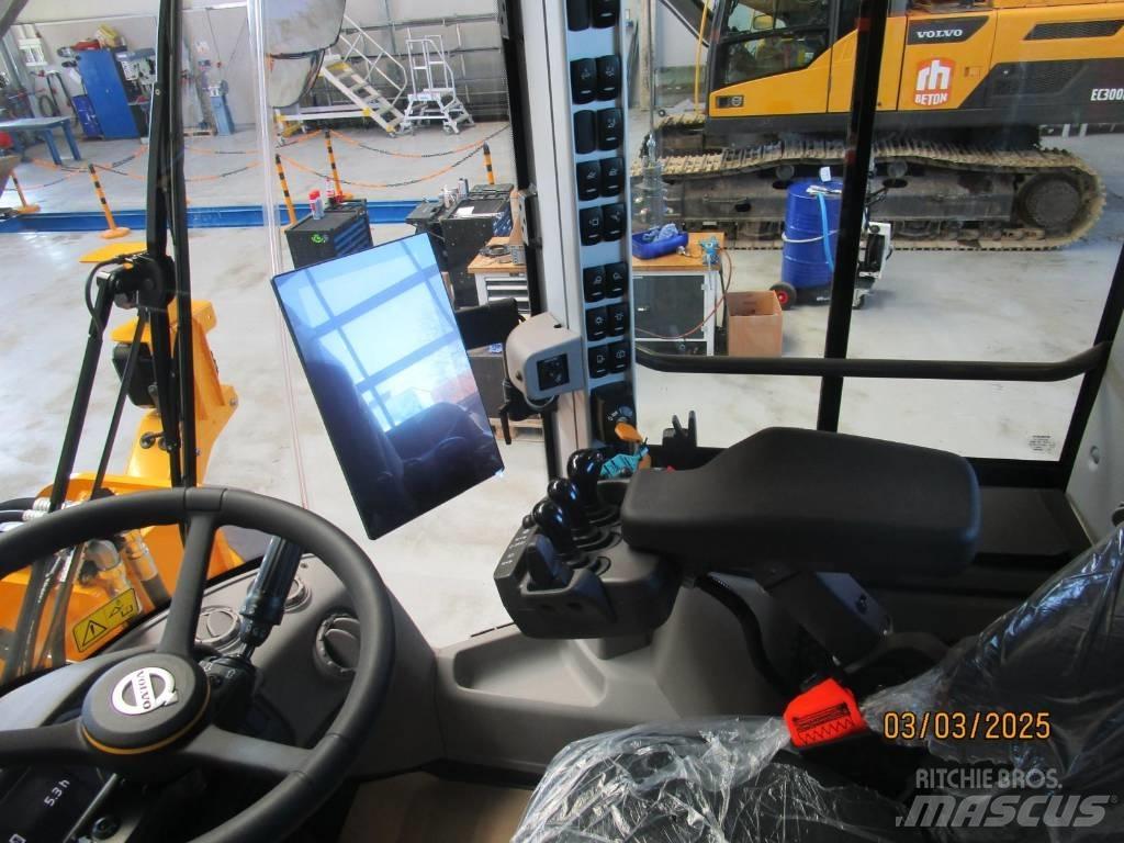 Volvo L 110 H2 Gumikerekes homlokrakodók