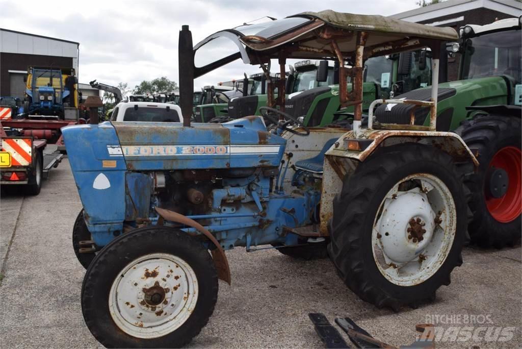 Ford 2000 Traktorok