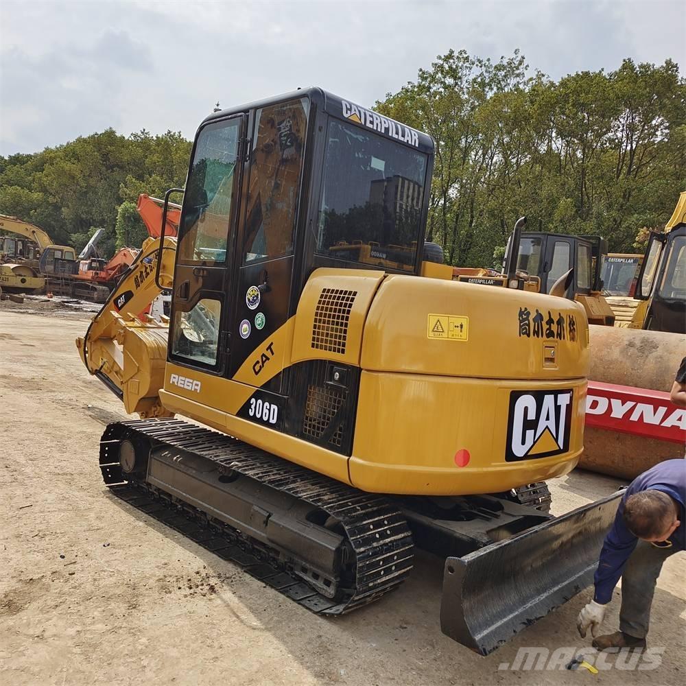 CAT 306 Mini kotrók < 7t
