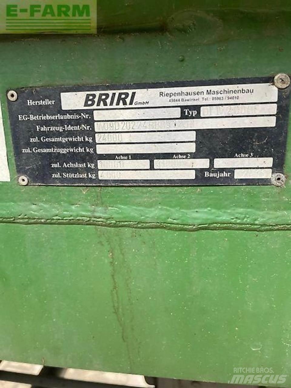 Briri güllefass Trágyaszóró