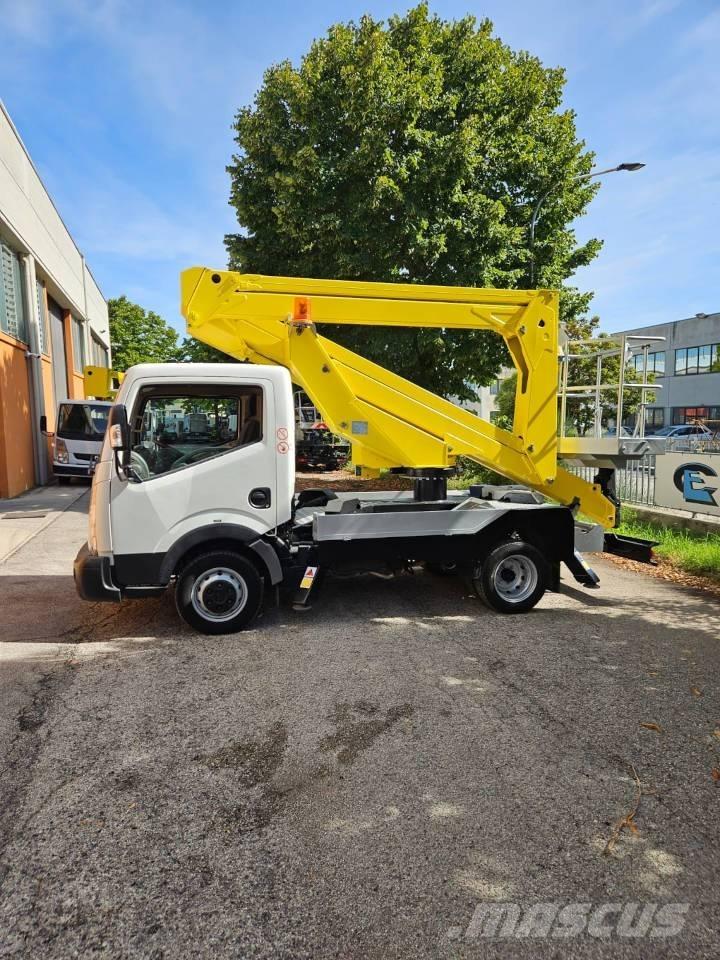 Palfinger P 200 A Teherautóra szerelt emelők és állványok