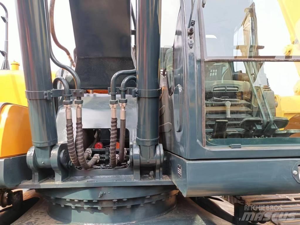 Hyundai 305-9 Lánctalpas kotrók