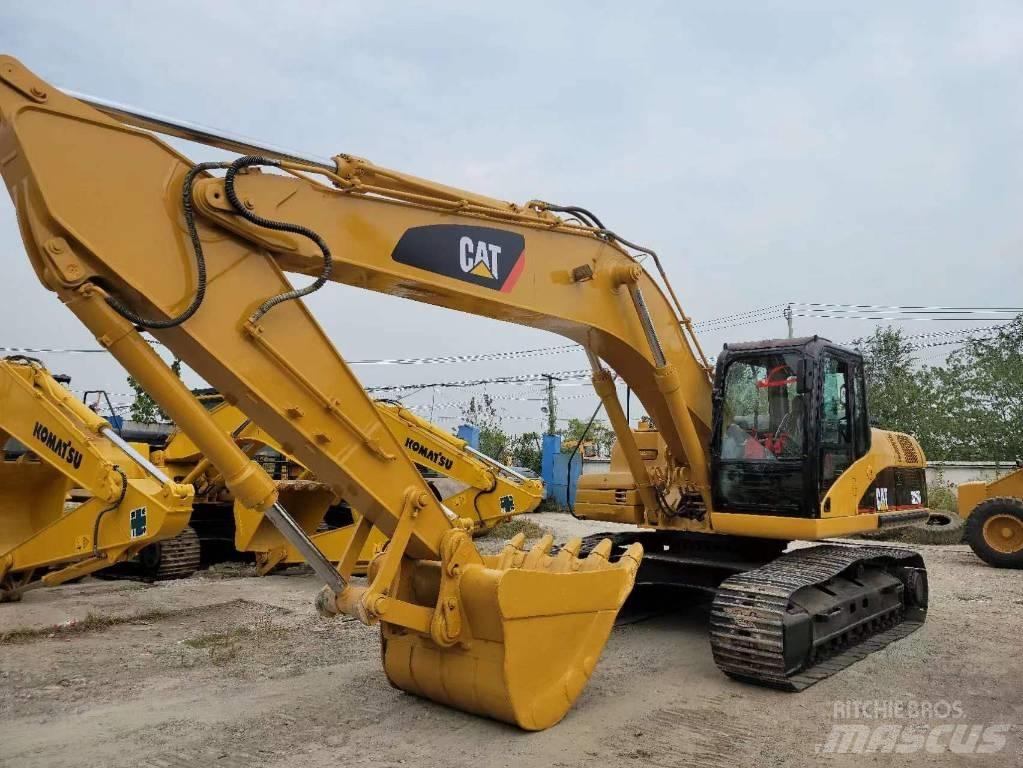 CAT 325 D Lánctalpas kotrók