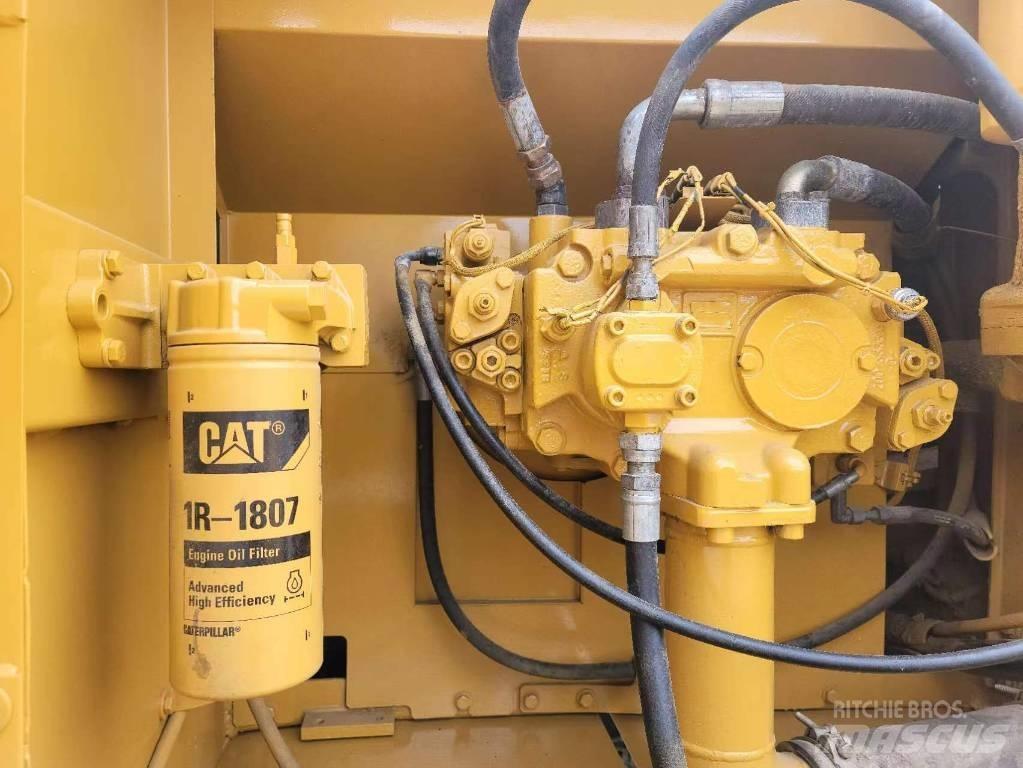 CAT 325 D Lánctalpas kotrók