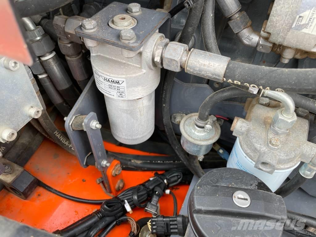 Hamm HD 12 VV Ikerdobos hengerek