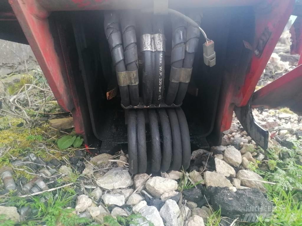 Manitou MT 1740 arm Gémek és dipperek