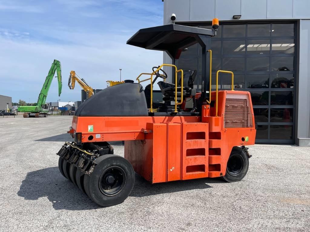 Dynapac CP 142 Pneumatikus kerekes hengerek