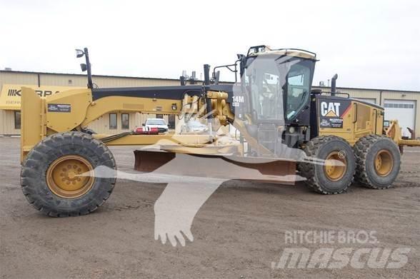 CAT 14M Gréderek
