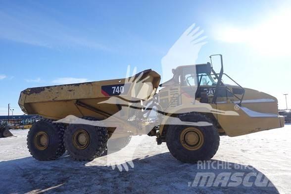 CAT 740 Csuklósdömperek