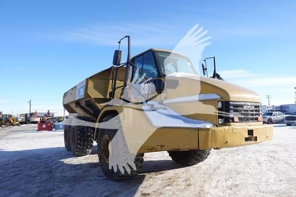 CAT 740 Csuklósdömperek