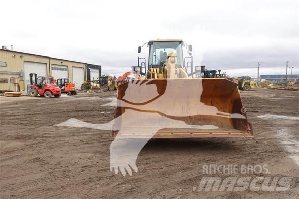 CAT 966H Gumikerekes homlokrakodók