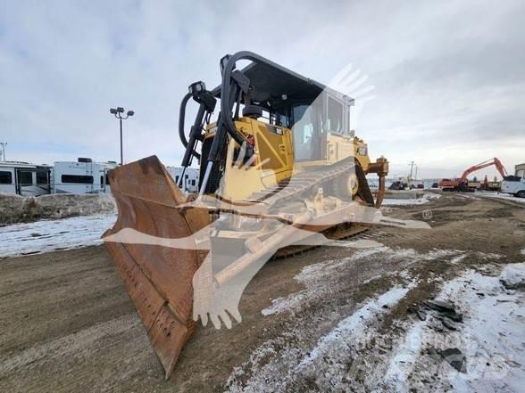 CAT D8T lánctalpas dózerek