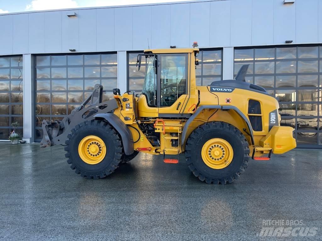 Volvo L 90 H Gumikerekes homlokrakodók