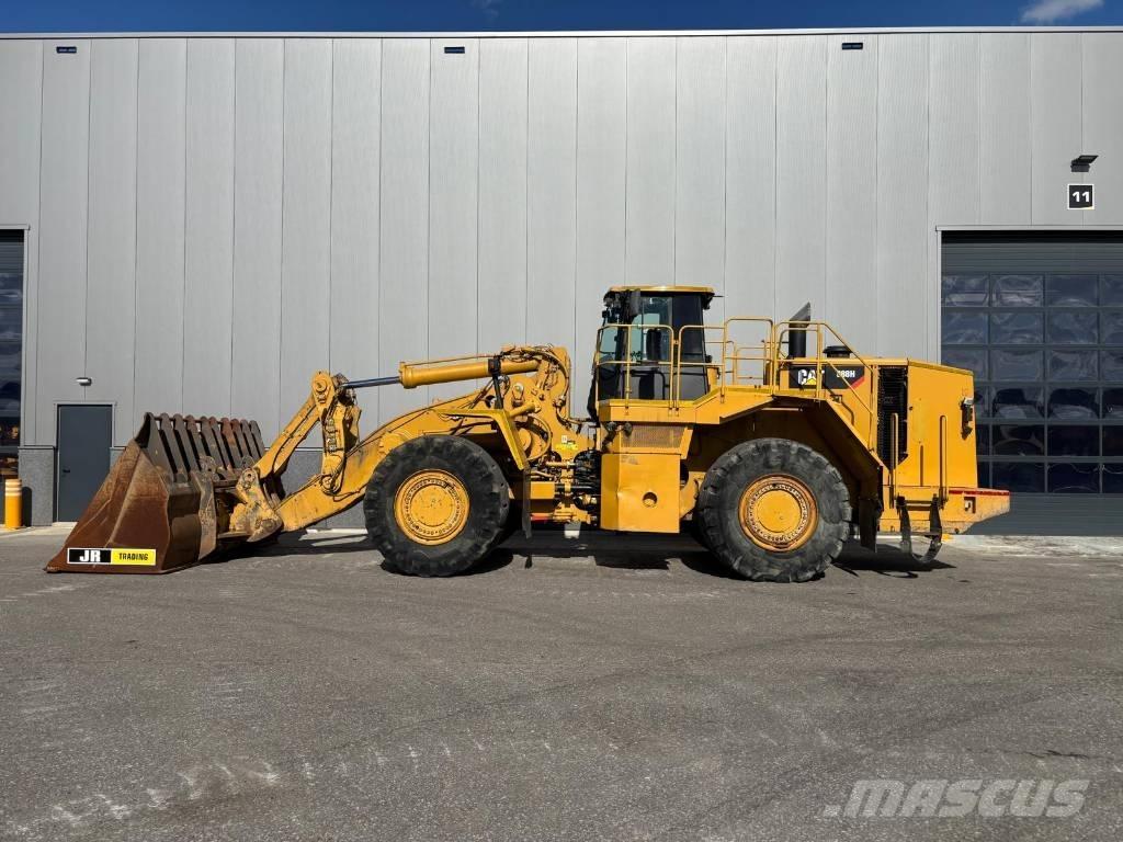 CAT 988 H Gumikerekes homlokrakodók