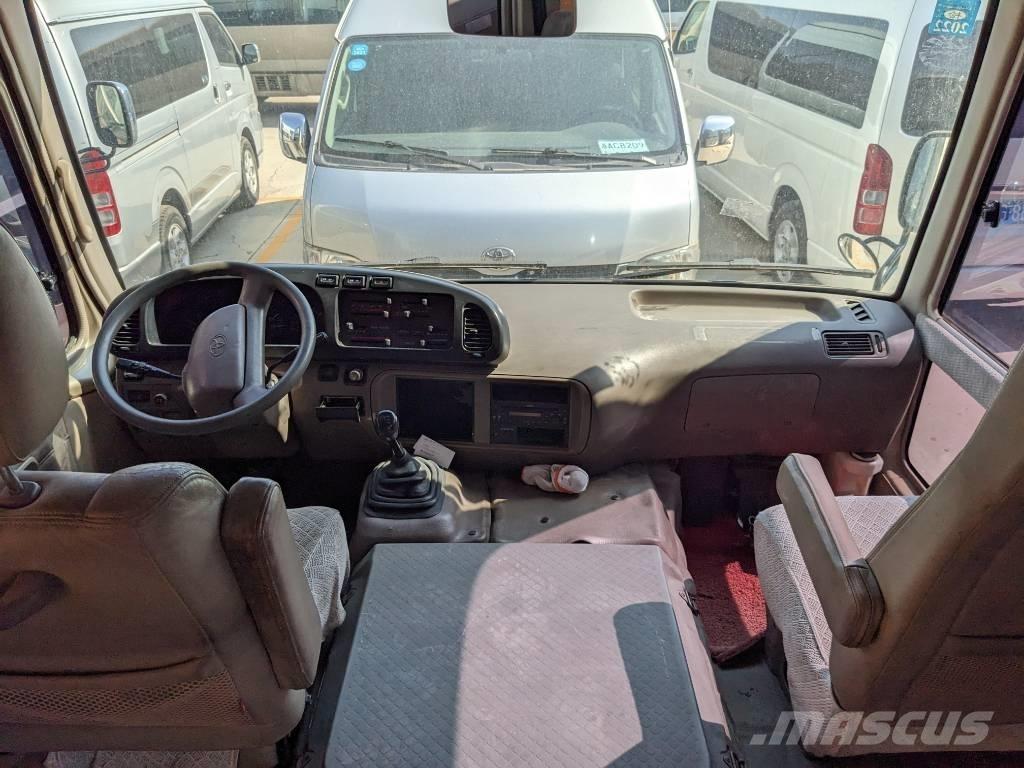 Toyota Coaster Bus Mini buszok
