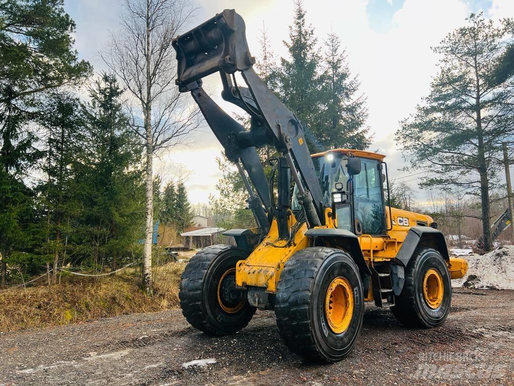 JCB 456 E ZX Gumikerekes homlokrakodók