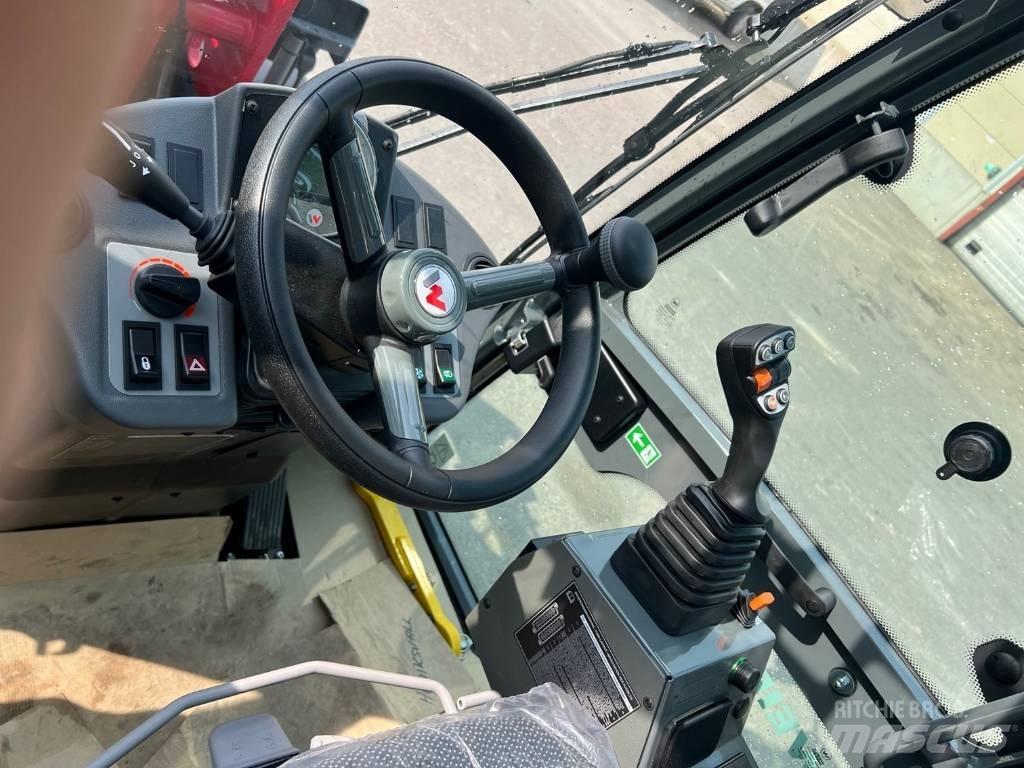 Weidemann 2080 Gumikerekes homlokrakodók