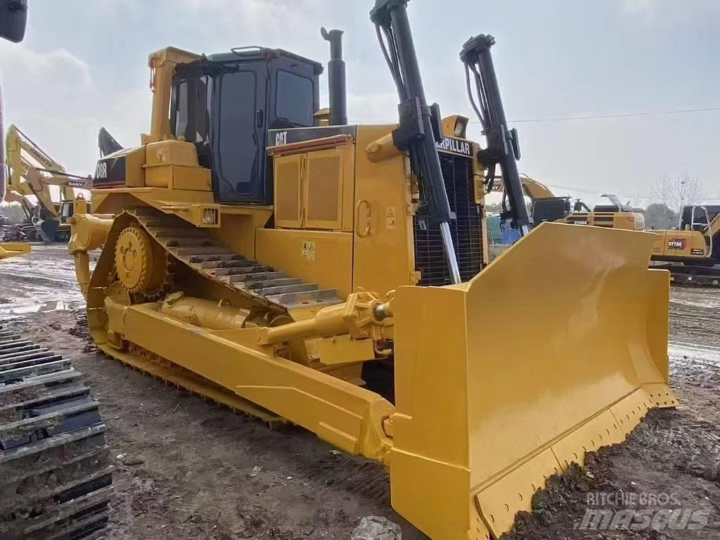 CAT D 8 R lánctalpas dózerek