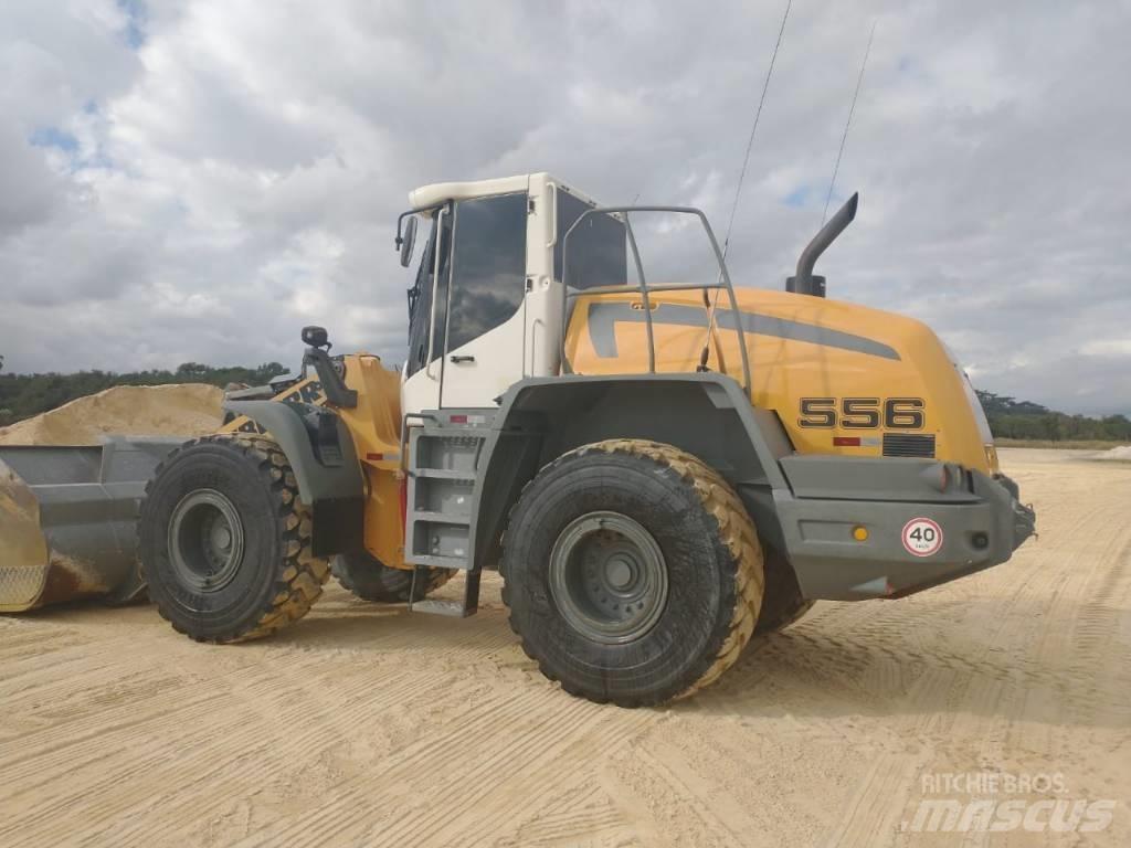 Liebherr L556 Gumikerekes homlokrakodók