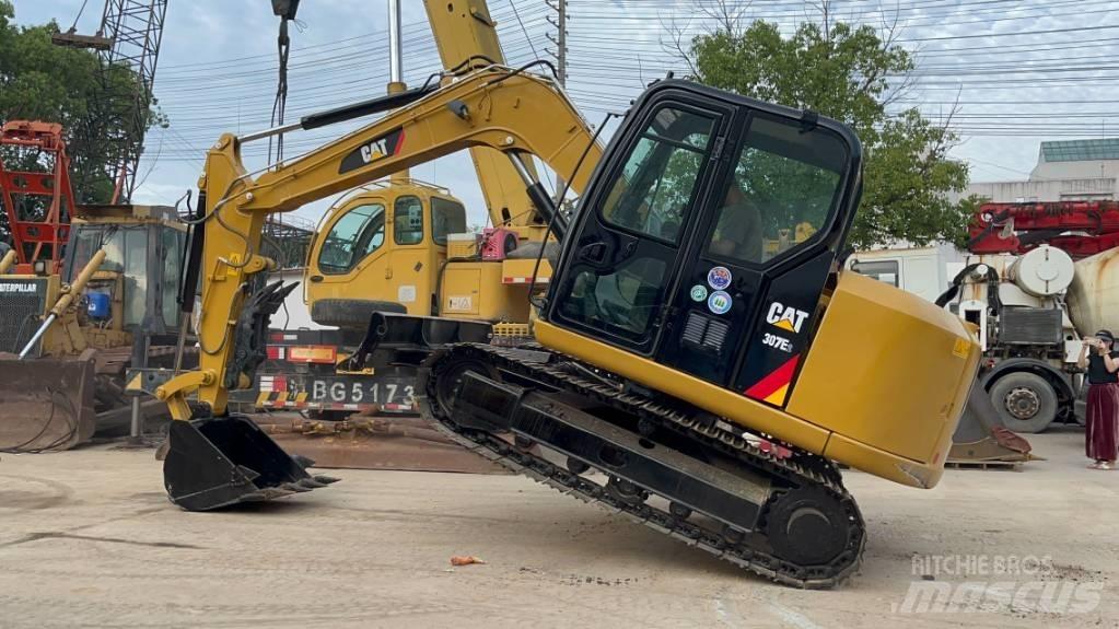 CAT 307 Mini kotrók < 7t