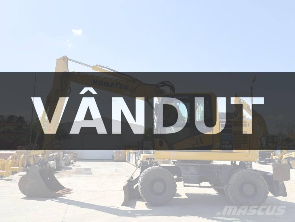Komatsu PW 158-11 Gumikerekes kotrók
