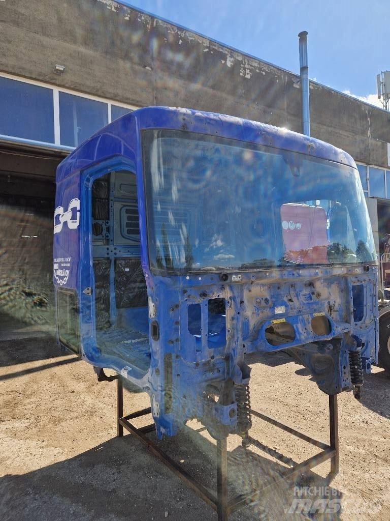 Volvo cab FH 4 500 Vezetőfülke és belső tartozékok