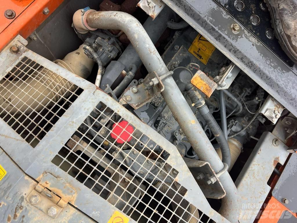 Hitachi ZX 290-5B Lánctalpas kotrók