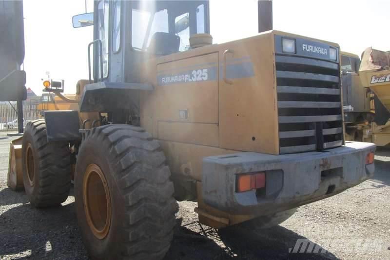 Furukawa FL325-I Gumikerekes homlokrakodók