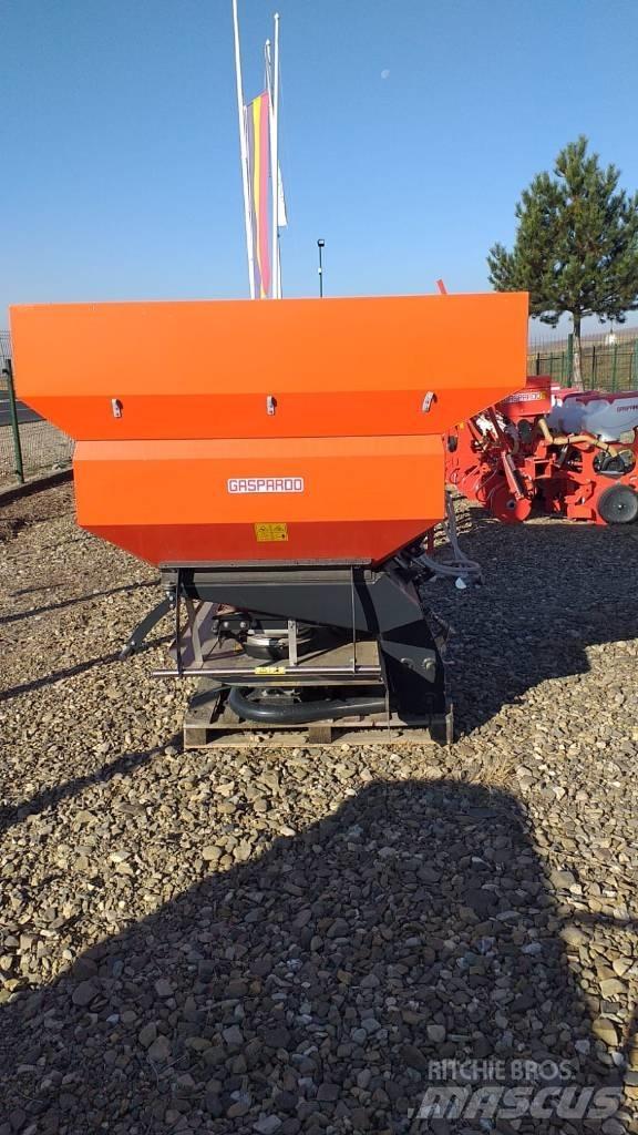 Maschio Zeno 24 Műtrágyaszórók