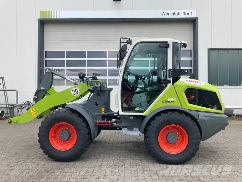 CLAAS TORION 530 Gumikerekes homlokrakodók