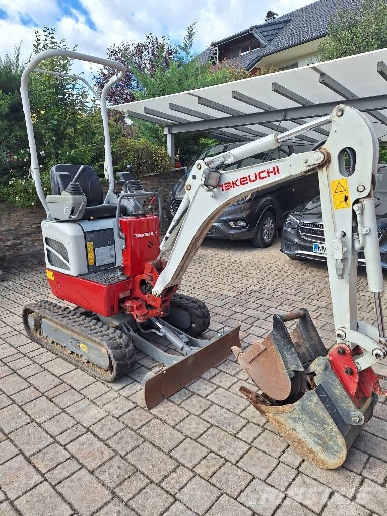 Takeuchi TB 210 R Mini kotrók < 7t