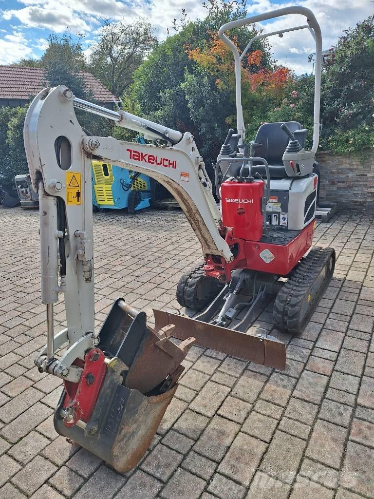 Takeuchi TB 210 R Mini kotrók < 7t
