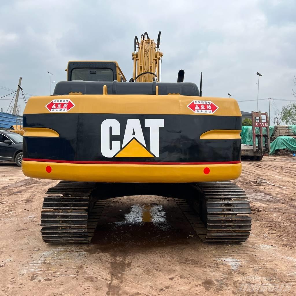 CAT 320 B Lánctalpas kotrók
