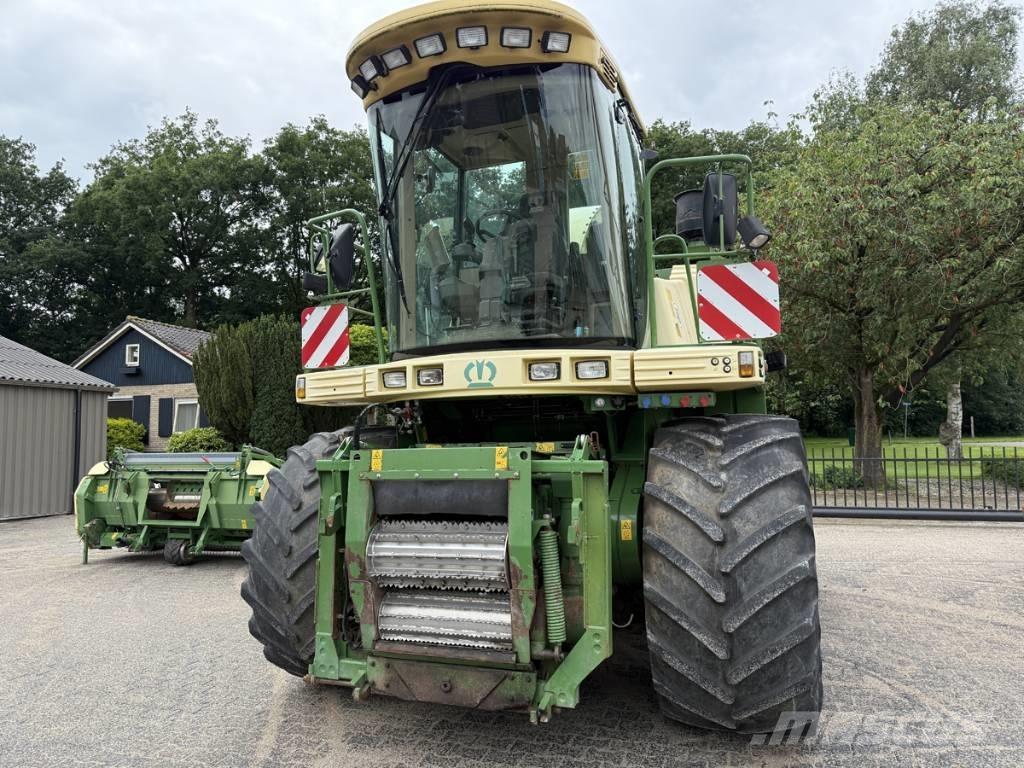 Krone Big X V8 Önjáró szecskázók