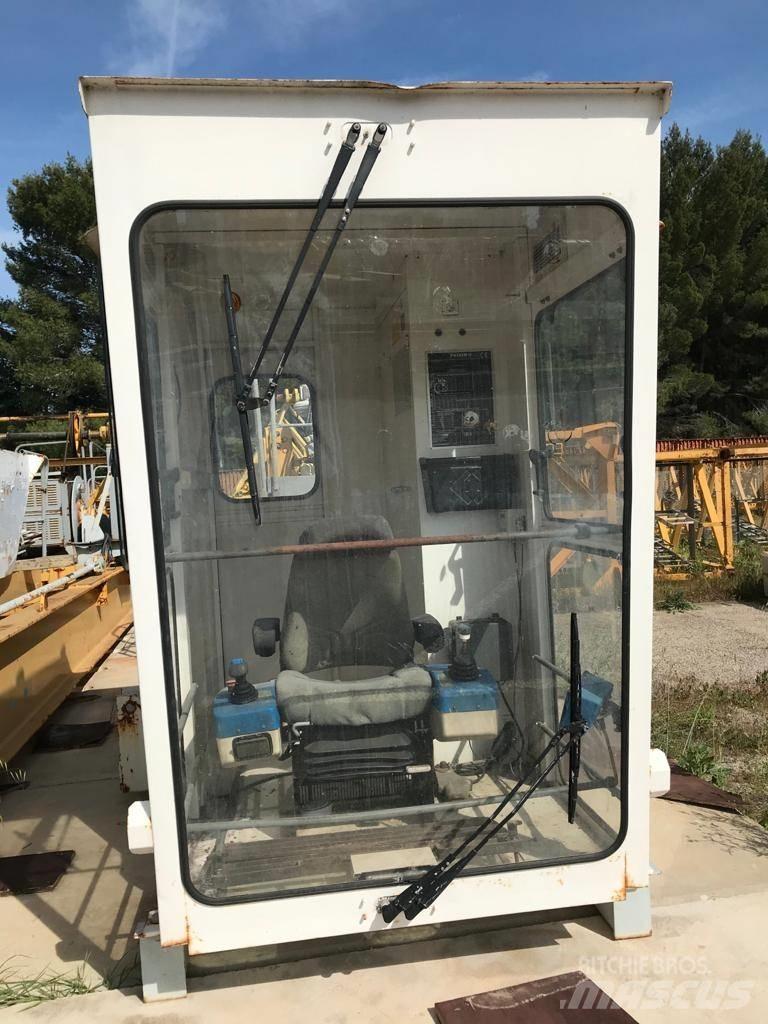 Potain MD 220 Torony daruk